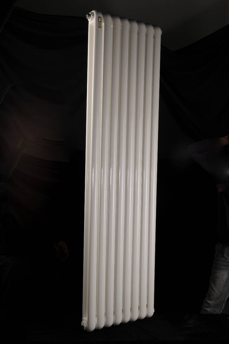 散热器十大品牌金旗舰钢制散热器十大品牌在整合先进品牌发展理念,带动我国散热器企业共同发展