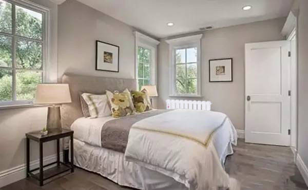 装暖气片 装暖气片